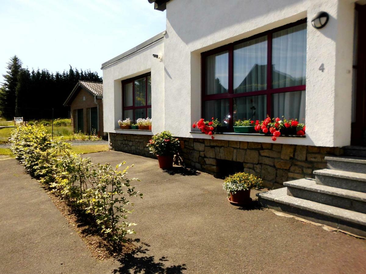 Gaestehaus Plum Roetgen Exteriör bild
